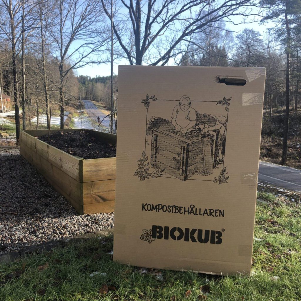 Kartong, biokub kompostbehållare
